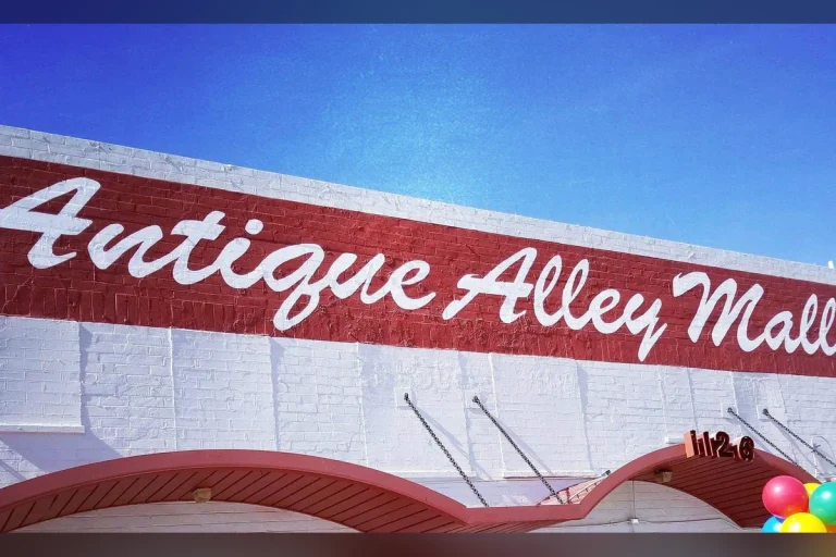 Antique Alley Mall logo