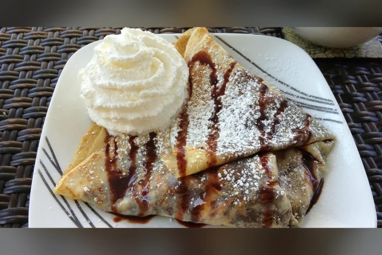 Crepe Expectations logo