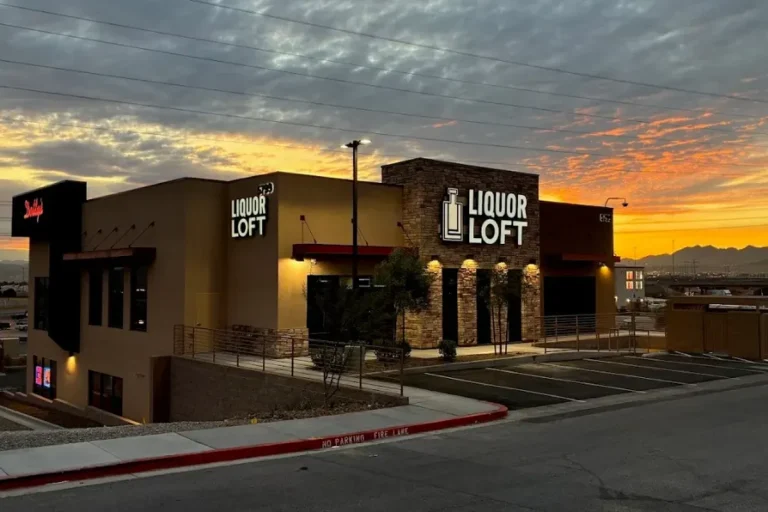Liquor Loft logo